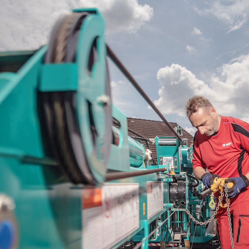 Reparatur und Wartung