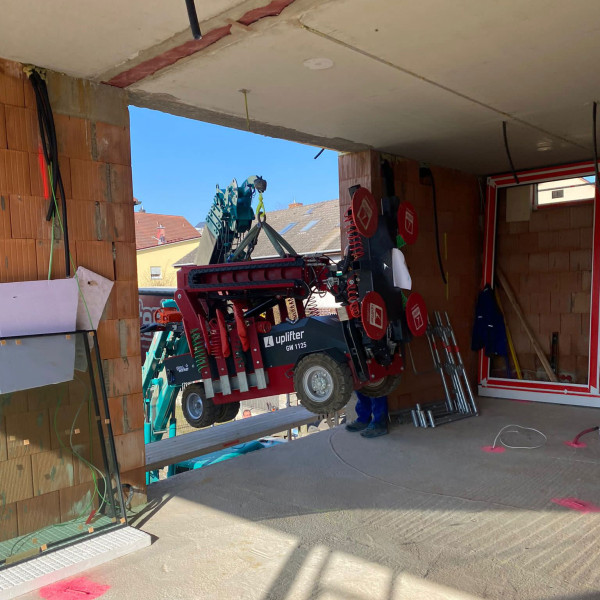 maeda_minikran_glasworker_heben