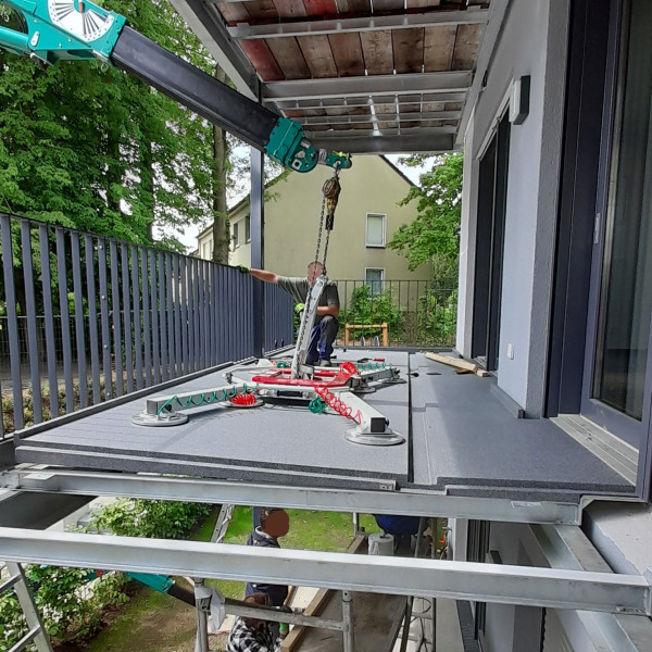 uplifter_vakuumheber_balkonbodenplatte_setzen_schnell