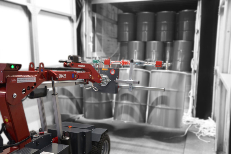 Rollen und Fasshandling mit Fassmanipulator