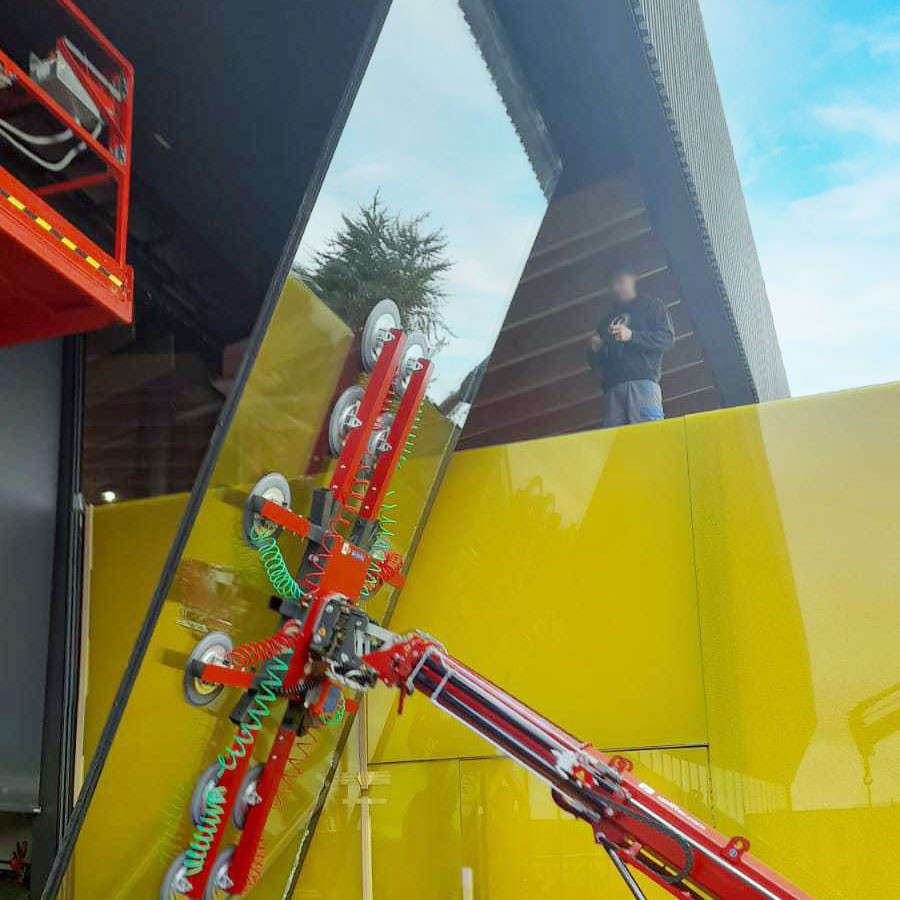 glassworker_uplifter_madeingermany_glasheben