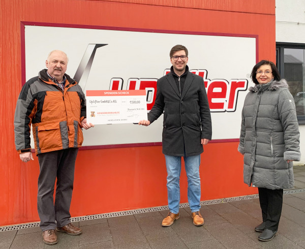 spendenuebergabe_kinderkrebshilfe