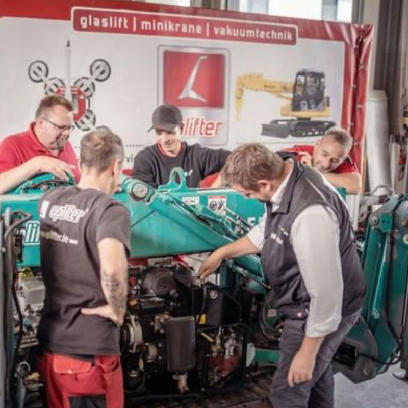 Teamwork in der Werkstatt