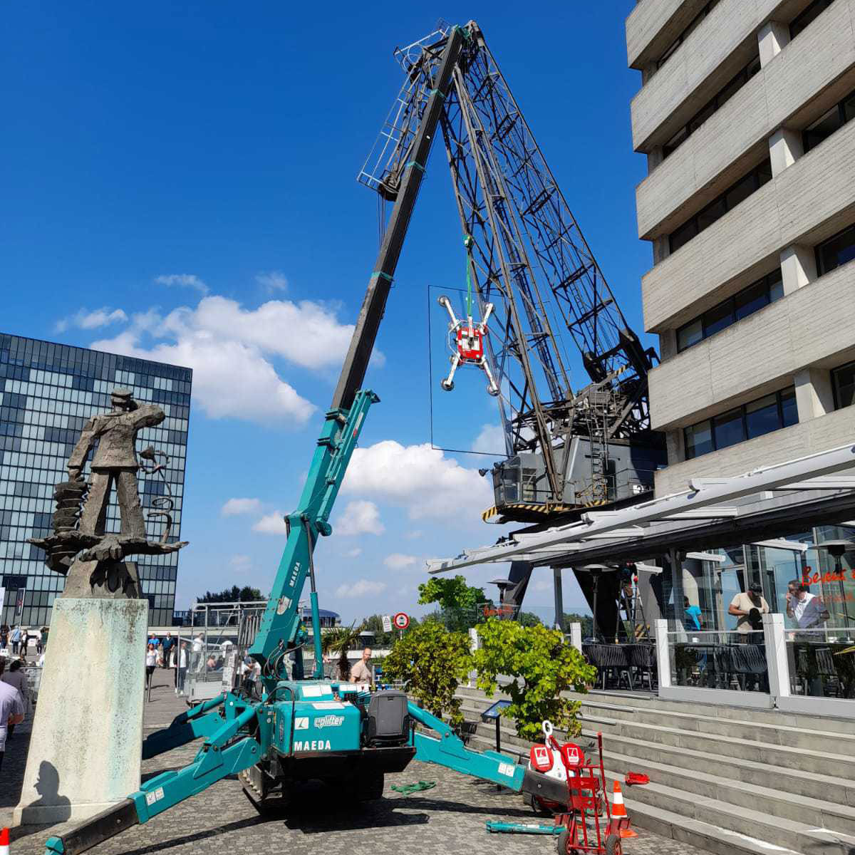 duesseldorf_innenstadt_kraneinsatz_verleih